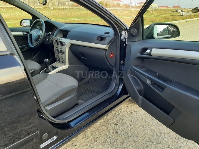 Opel Astra 2008, 107,200 km - 1.4 l - Bakı