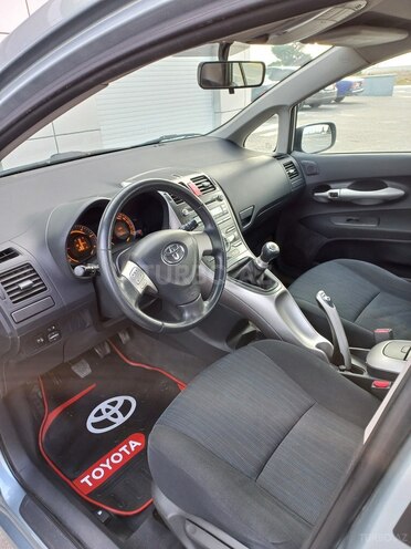 Toyota Auris 2008, 172,000 km - 1.4 l - Bakı