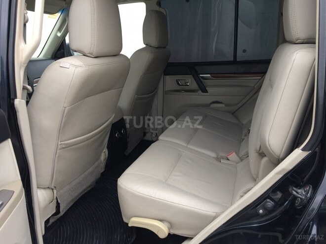 Mitsubishi Pajero 2008, 165,000 km - 3.0 l - Bakı