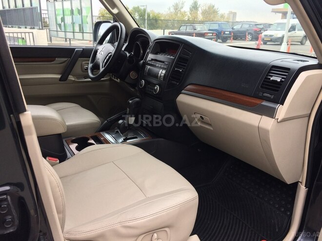 Mitsubishi Pajero 2008, 165,000 km - 3.0 l - Bakı