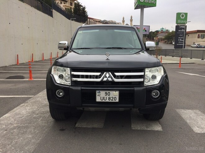 Mitsubishi Pajero 2008, 165,000 km - 3.0 l - Bakı