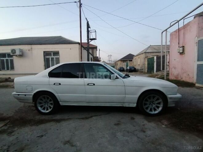 BMW 520 1992, 400,000 km - 2.0 l - Bakı
