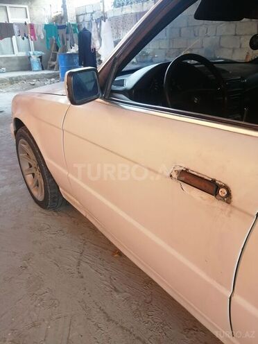 BMW 520 1992, 400,000 km - 2.0 l - Bakı