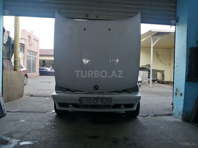 BMW 520 1992, 400,000 km - 2.0 l - Bakı