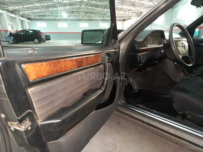 Mercedes E 200 1992, 395,000 km - 2.0 л - Sumqayıt