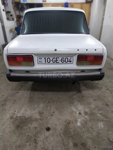 LADA (VAZ) 2107 1992, 99,999 km - 1.6 l - Salyan