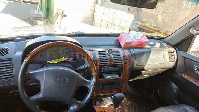 Hyundai Terracan 2004, 320,000 km - 2.9 l - Bakı
