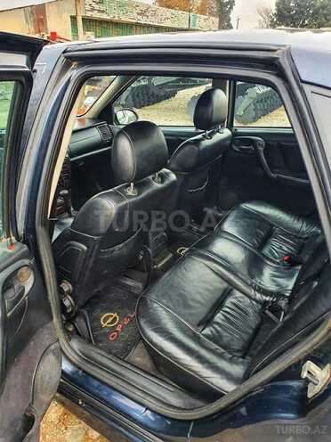 Opel Vectra 2000, 377,000 km - 1.8 l - Gəncə