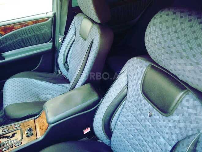 Mercedes E 240 1999, 285,000 km - 2.4 l - Bakı