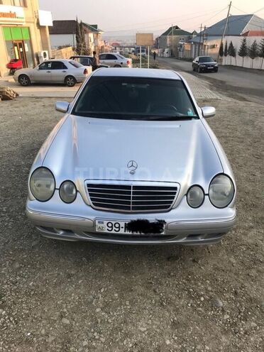 Mercedes E 270 2002, 376,400 km - 2.7 l - Bakı