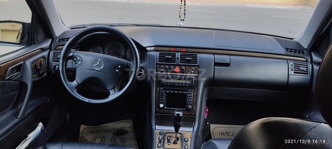 Mercedes E 320 2000, 252,830 km - 3.2 l - Bakı