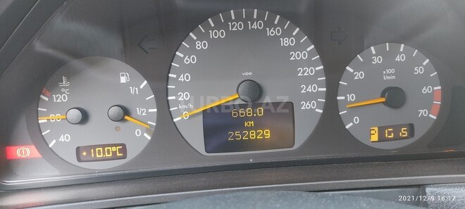 Mercedes E 320 2000, 252,830 km - 3.2 l - Bakı