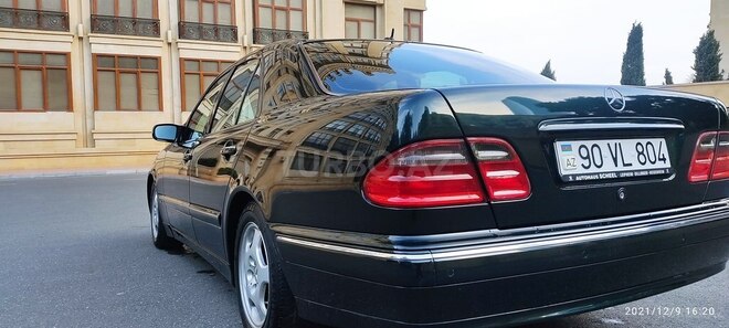 Mercedes E 320 2000, 252,830 km - 3.2 l - Bakı