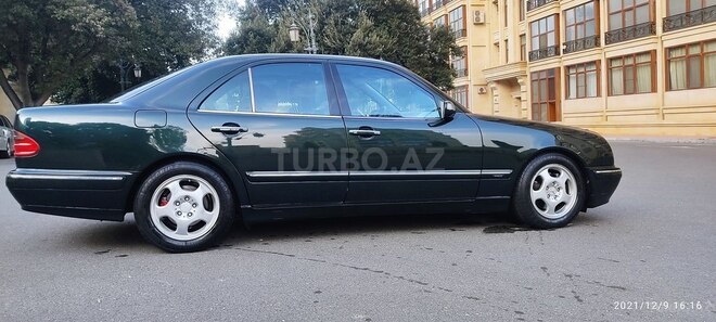 Mercedes E 320 2000, 252,830 km - 3.2 l - Bakı