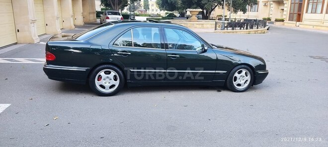 Mercedes E 320 2000, 252,830 km - 3.2 l - Bakı