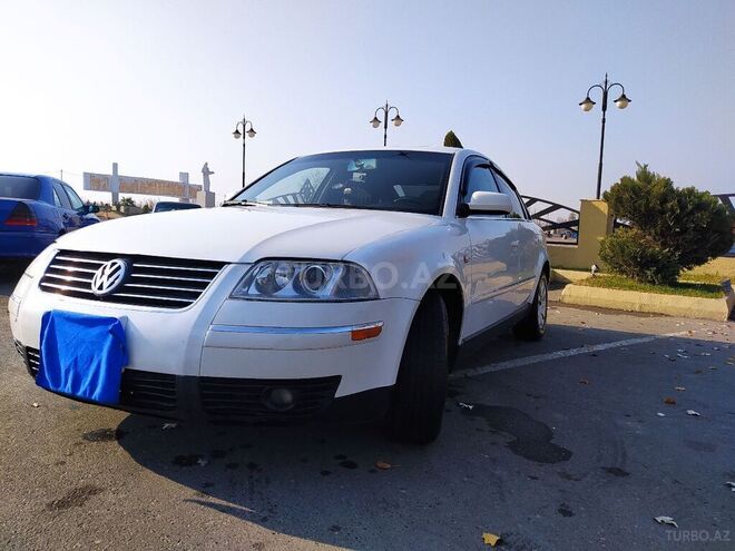 Volkswagen Passat 2003, 222,670 km - 1.8 l - İmişli