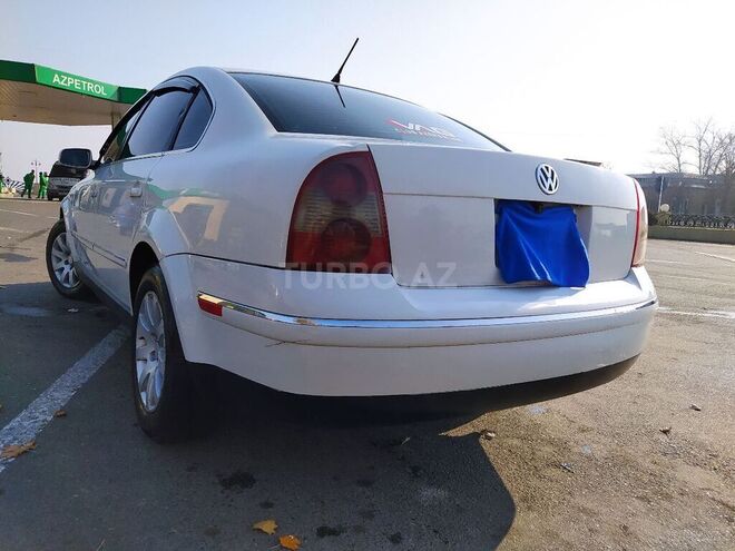 Volkswagen Passat 2003, 222,670 km - 1.8 l - İmişli