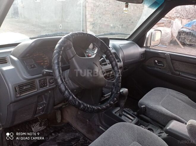 Mitsubishi Pajero 1994, 287,000 km - 2.8 l - Gəncə