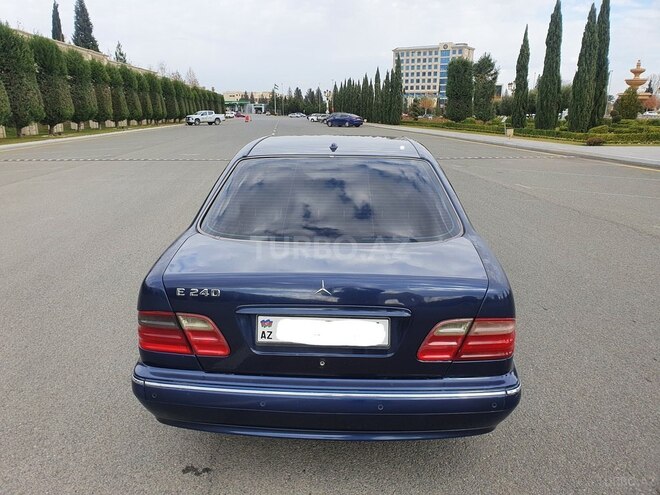 Mercedes E 240 1999, 155,123 km - 2.6 l - Goranboy