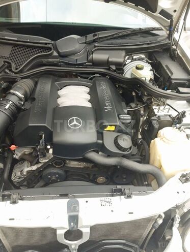Mercedes E 240 2001, 292,500 km - 2.6 l - Bakı