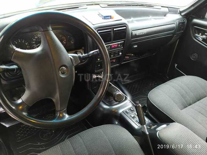 GAZ 3110 2004, 11,198 km - 2.5 l - Quba