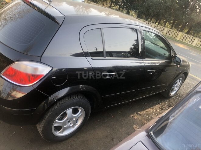 Opel Astra 2006, 142,000 km - 1.4 l - Lənkəran