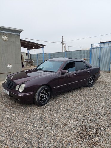 Mercedes E 270 2001, 343,184 km - 2.7 l - İmişli