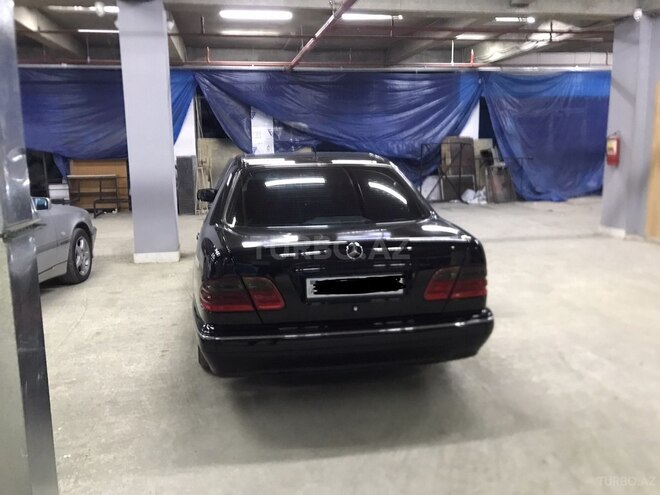 Mercedes E 270 1999, 377,000 km - 2.7 л - Bakı