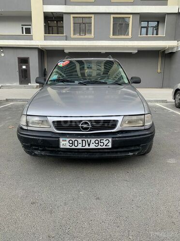 Opel Astra 1995, 600,000 km - 1.6 l - Bakı