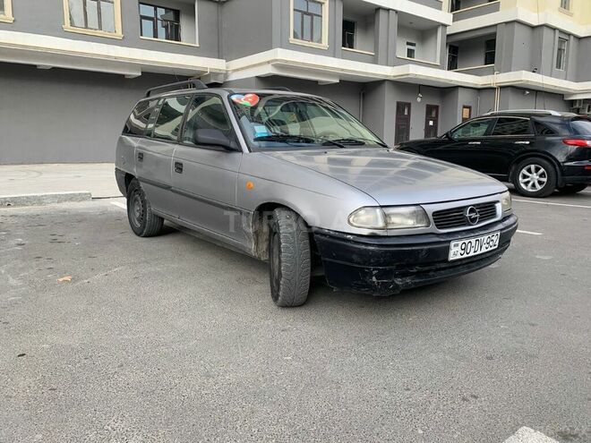Opel Astra 1995, 600,000 km - 1.6 l - Bakı