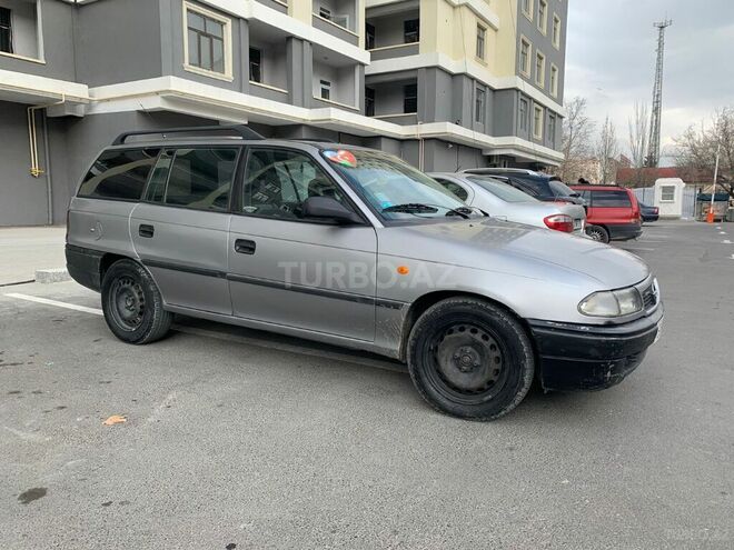 Opel Astra 1995, 600,000 km - 1.6 l - Bakı