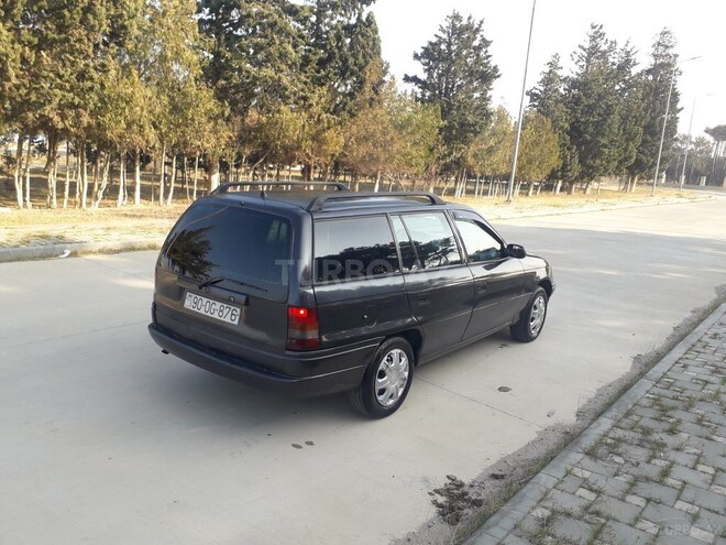 Opel Astra 1992, 296,485 km - 1.7 l - Sumqayıt
