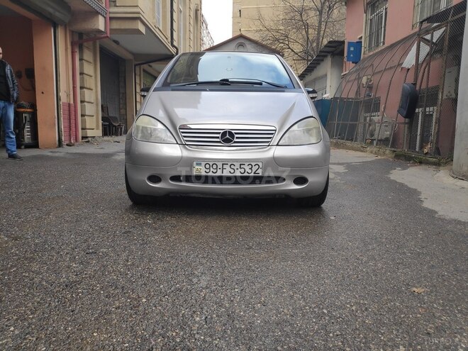 Mercedes A 170 2001, 298,000 km - 1.7 л - Bakı