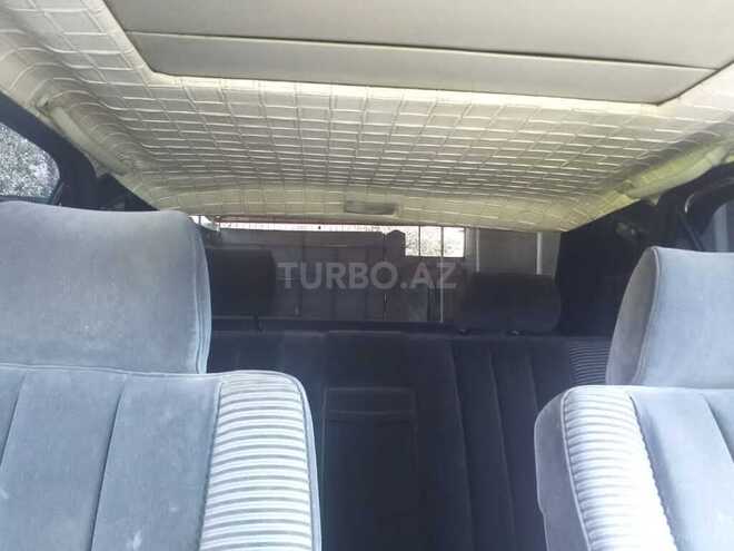 Mercedes E 200 1991, 264,457 km - 2.0 l - Şəki