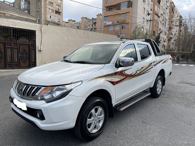Mitsubishi L200 2018, 261,000 km - 2.4 l - Bakı