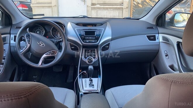 Hyundai Elantra 2013, 174,698 km - 1.8 l - Gəncə