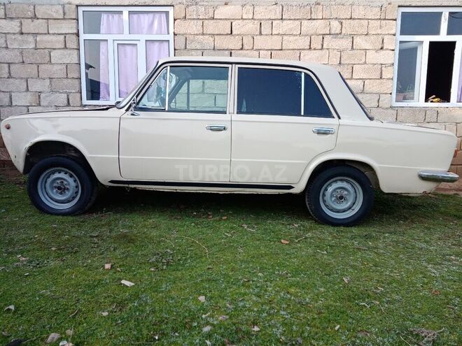 LADA (VAZ) 21011 1975, 133,000 km - 1.3 l - Lənkəran