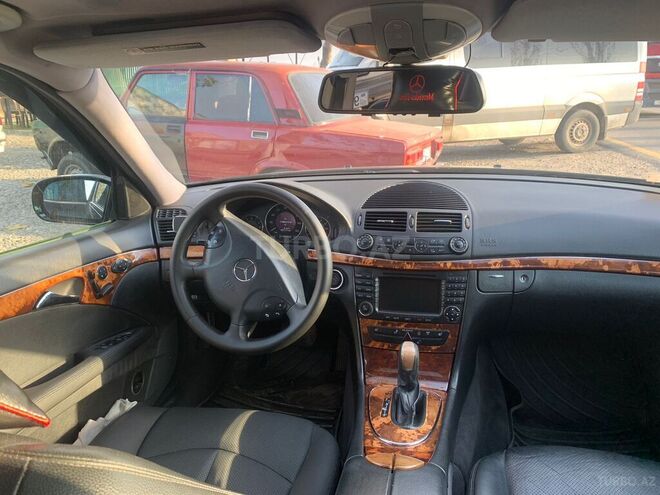 Mercedes E 320 2004, 280,000 km - 3.2 l - Füzuli