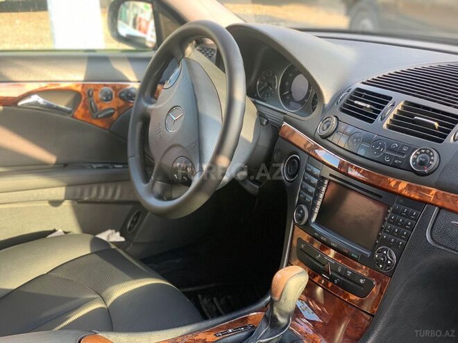 Mercedes E 320 2004, 280,000 km - 3.2 l - Füzuli