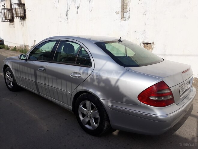 Mercedes E 220 2005, 350,000 km - 2.2 l - Bakı