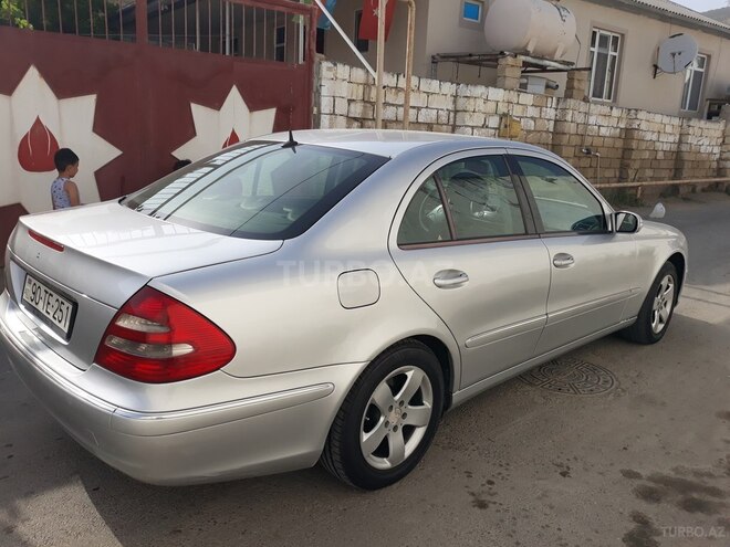 Mercedes E 220 2005, 350,000 km - 2.2 l - Bakı