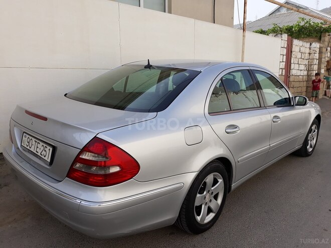 Mercedes E 220 2005, 350,000 km - 2.2 l - Bakı