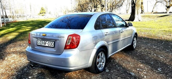 Chevrolet Lacetti 2008, 227,000 km - 1.6 l - Şəki