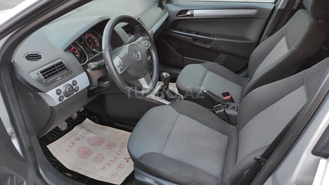 Opel Astra 2005, 239,000 km - 1.4 l - Gəncə