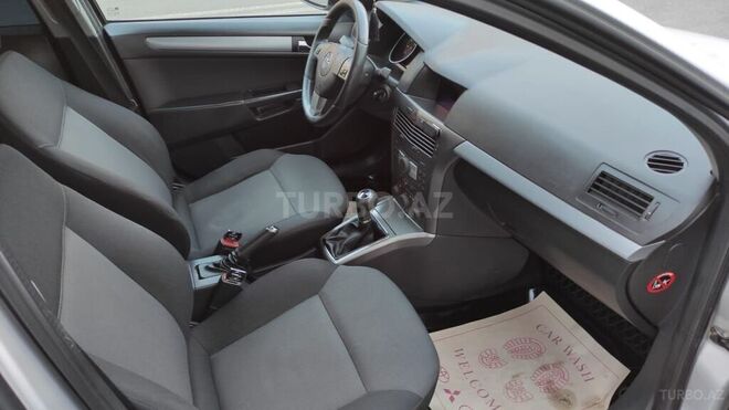 Opel Astra 2005, 239,000 km - 1.4 l - Gəncə