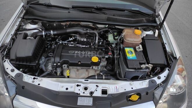 Opel Astra 2005, 239,000 km - 1.4 l - Gəncə