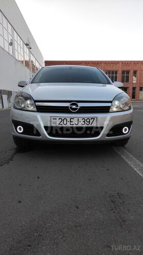 Opel Astra 2005, 239,000 km - 1.4 l - Gəncə