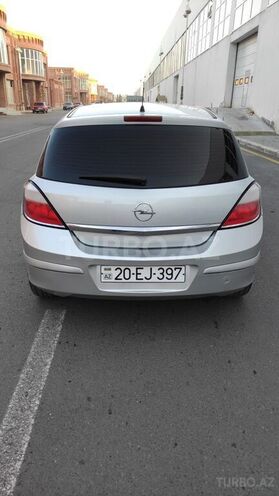 Opel Astra 2005, 239,000 km - 1.4 l - Gəncə