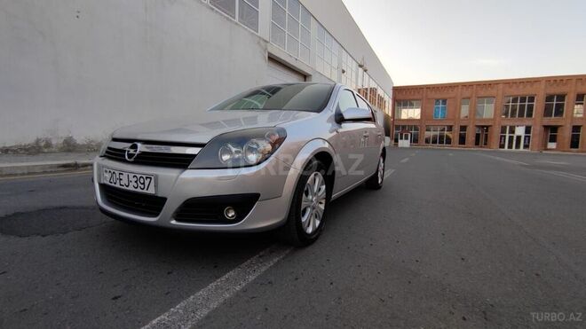 Opel Astra 2005, 239,000 km - 1.4 l - Gəncə