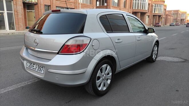 Opel Astra 2005, 239,000 km - 1.4 l - Gəncə